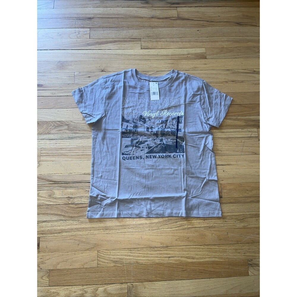 Main Street Market Junior Vinyl Records Graphic Tan T-Shirt Large NWT